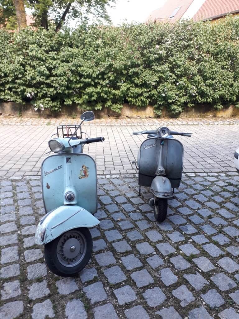 Vespa 150 VB1 und Vespa 125 GT