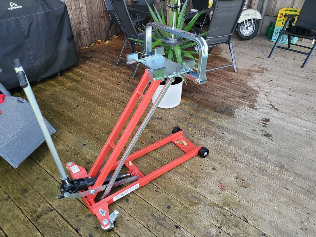 Vespa Hebebühne Largeframe und Smallframe